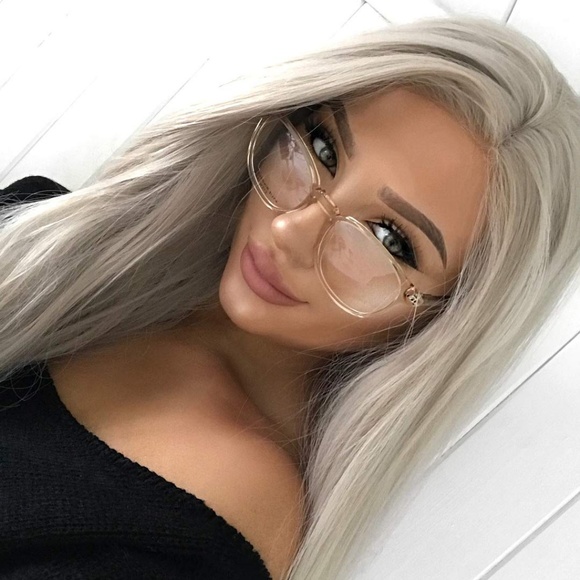 Gray Beauty Lace Front Wig 22-26 inches display picture 1